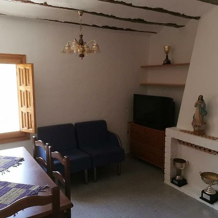 Casa Rural Y Albergue Tormon מראה חיצוני תמונה