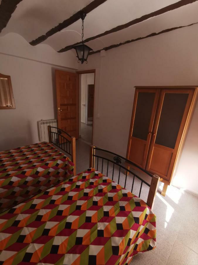 Casa Rural Y Albergue Tormon מראה חיצוני תמונה