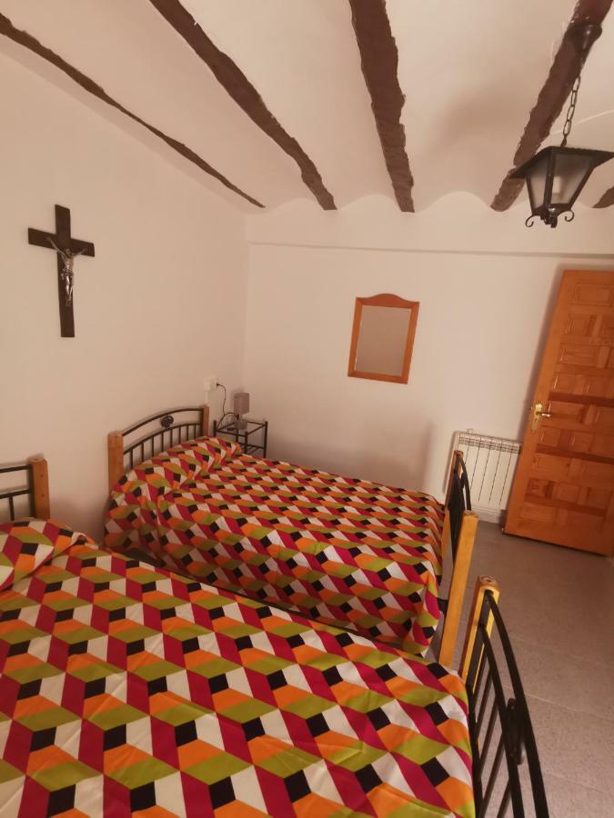 Casa Rural Y Albergue Tormon מראה חיצוני תמונה