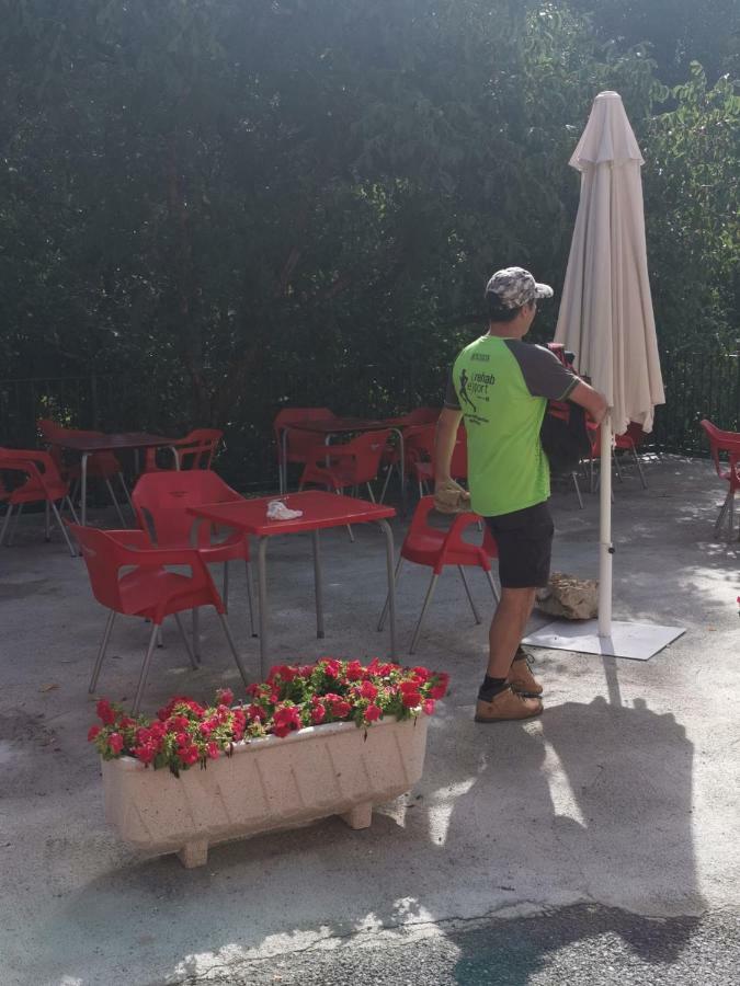 Casa Rural Y Albergue Tormon מראה חיצוני תמונה