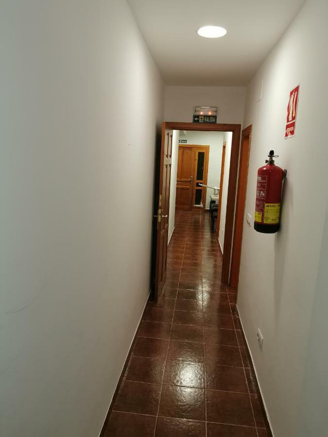Casa Rural Y Albergue Tormon מראה חיצוני תמונה